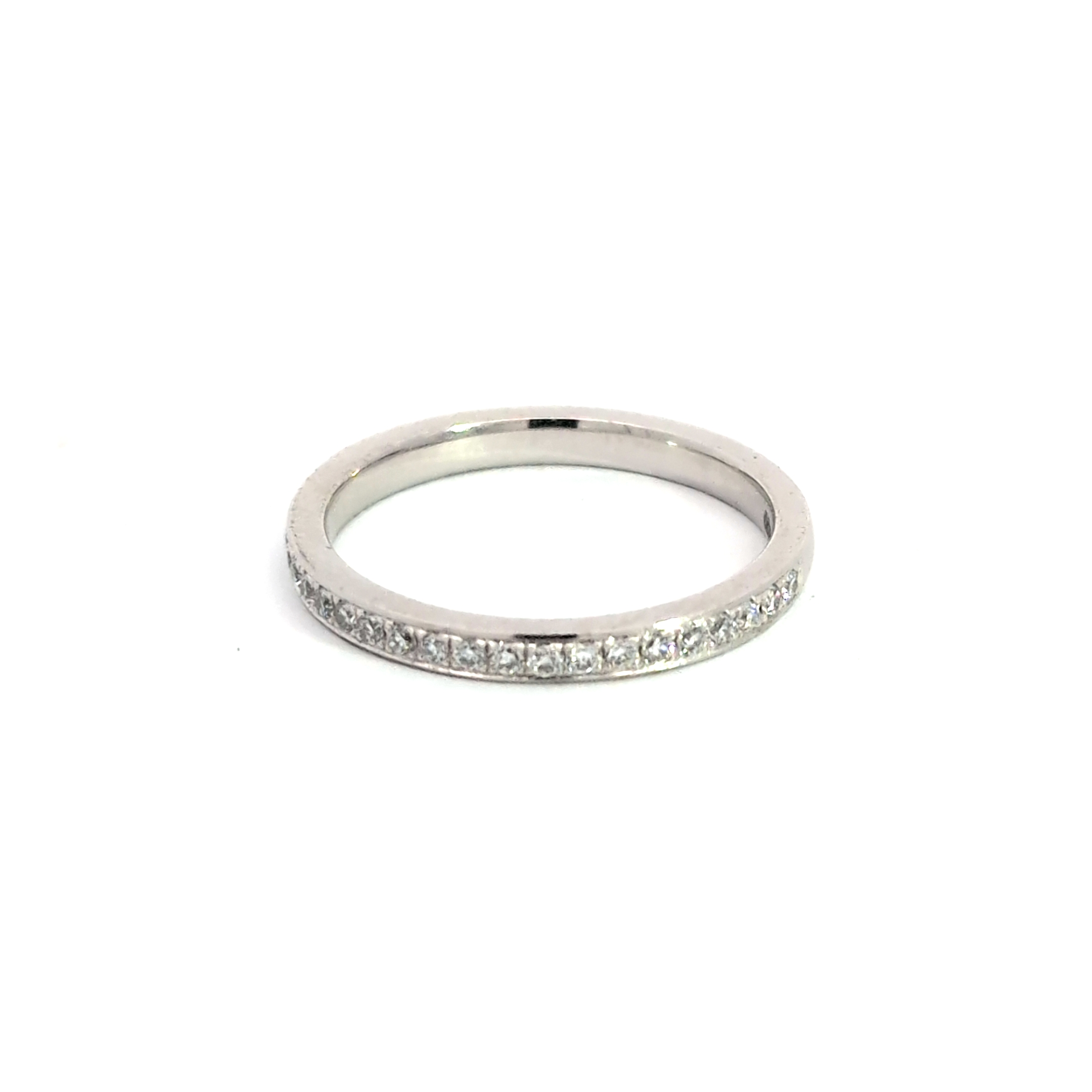 Elegant Diamond-Studded Ring