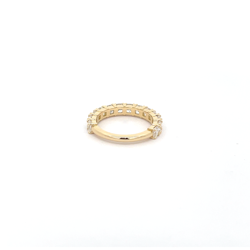 18k Yellow gold Eternity band with 13 cushion cut diamonds