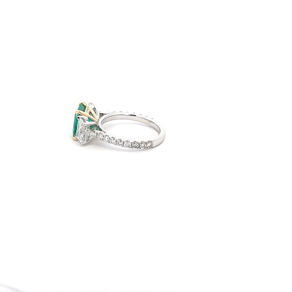 Elegant Emerald Ring