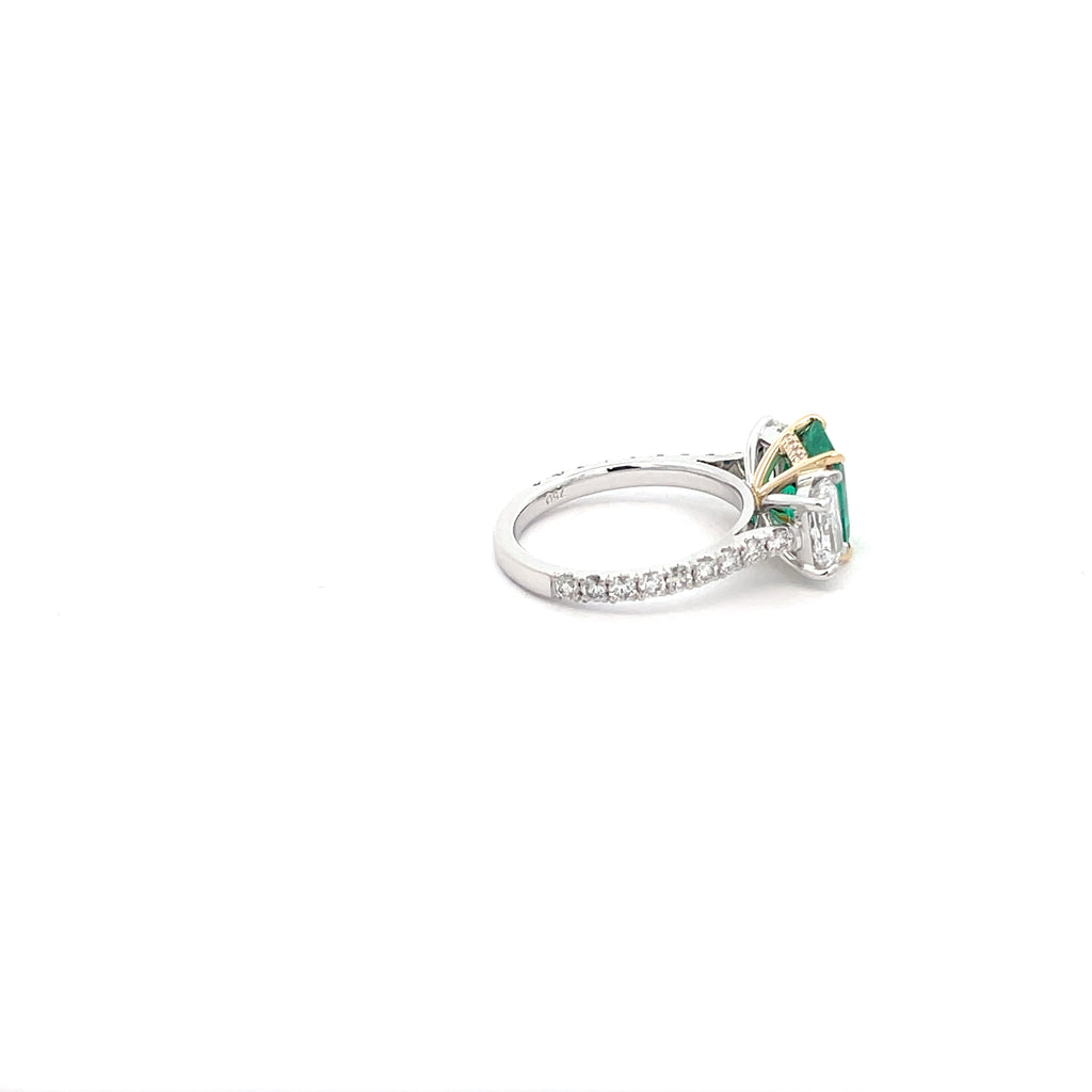 Elegant Emerald Ring