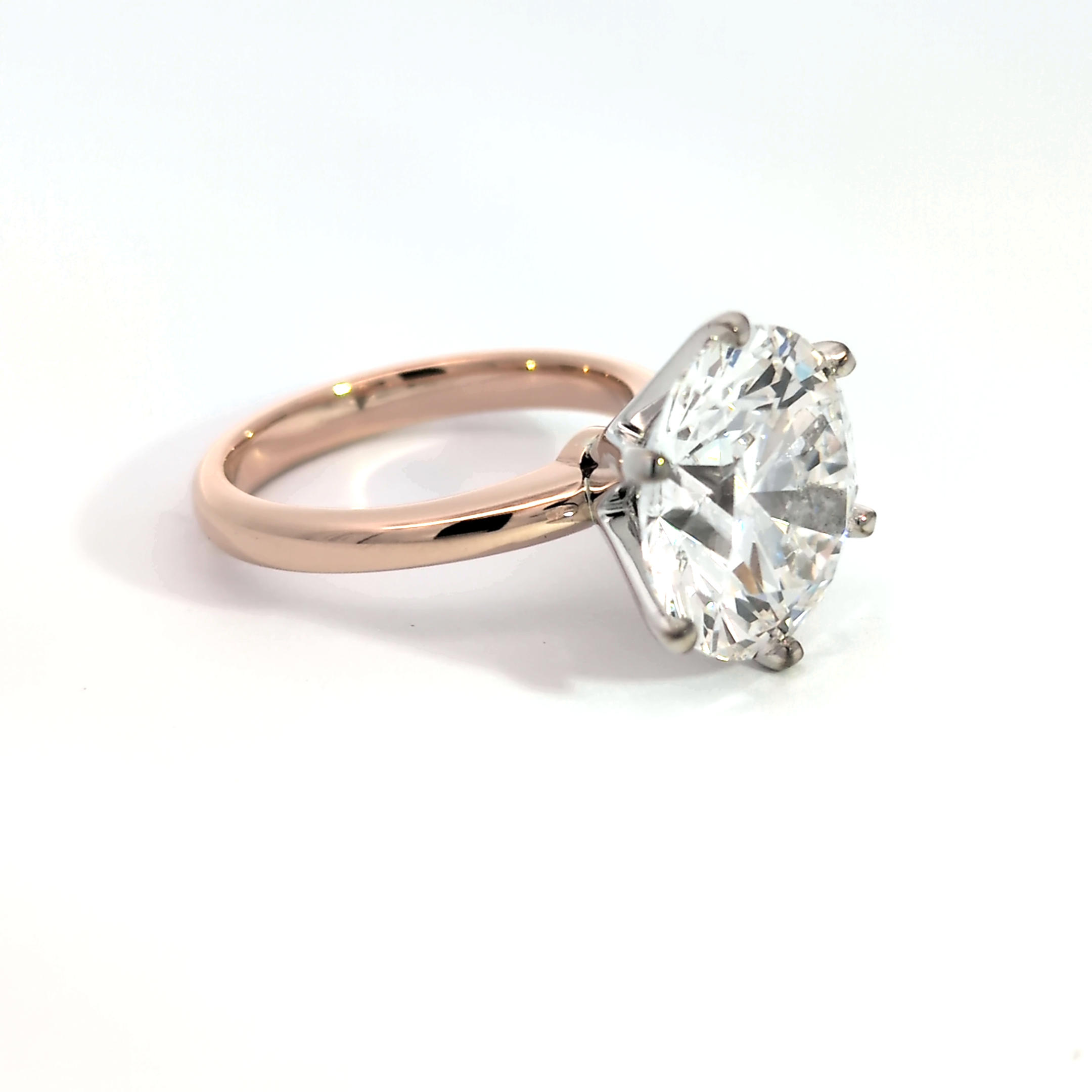 Elegant Diamond Ring