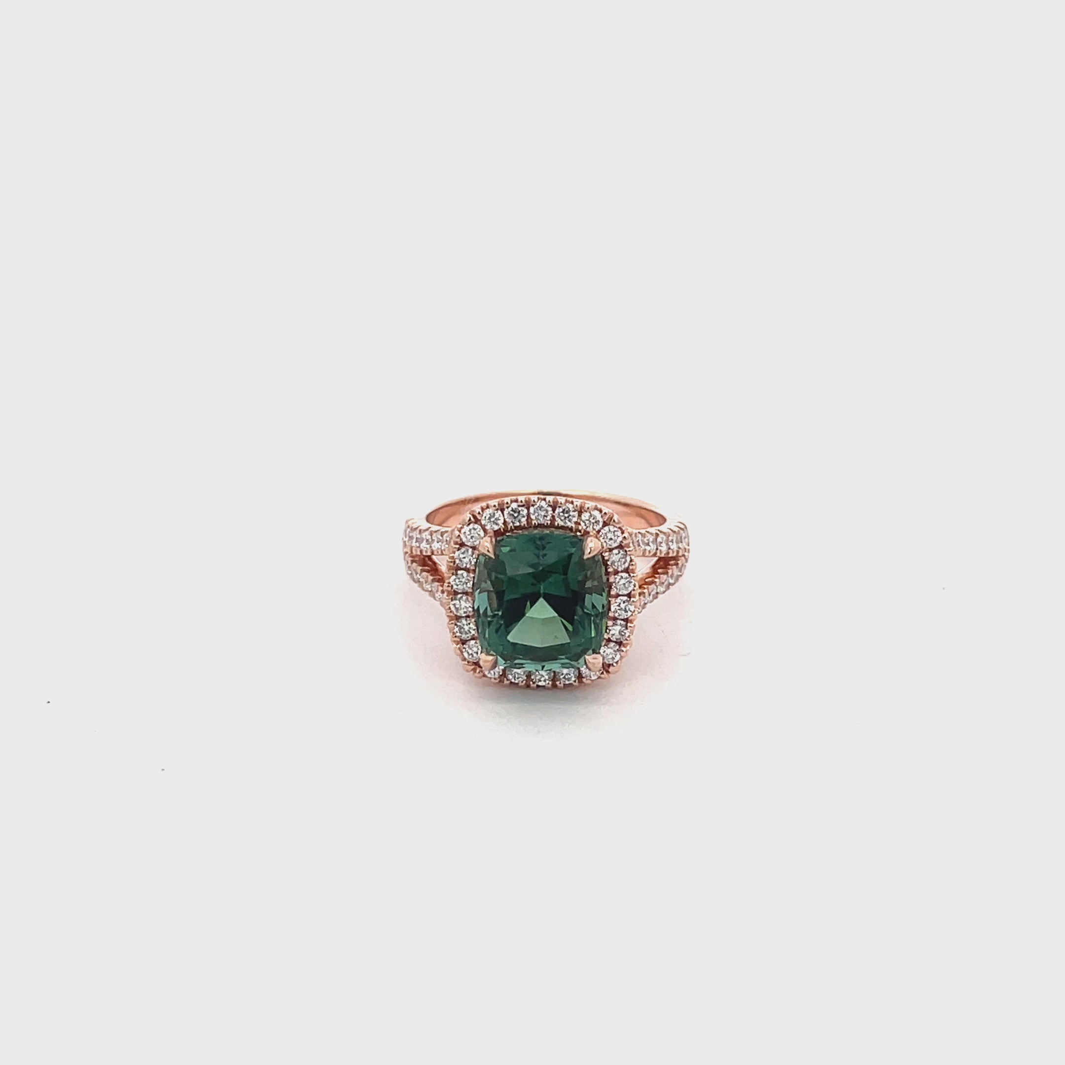 18k Rose Gold Emerald diamond  Ring